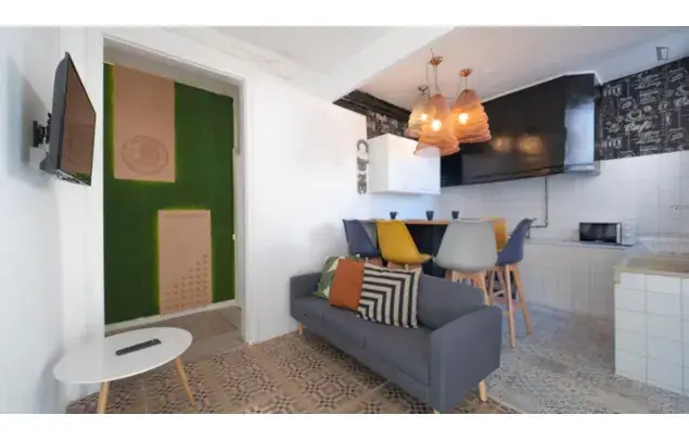 Apartamento 5 Dormitorios Barcelona Estudiantes Profesionales