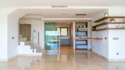 Piso en venta en Avenida Urbanización La Cala Golf  Calle Barrientos, Número 0
