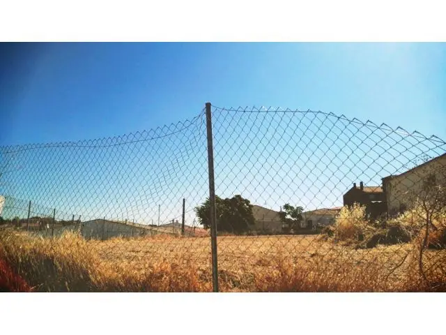 Construye tu hogar ideal en pueblo con encanto