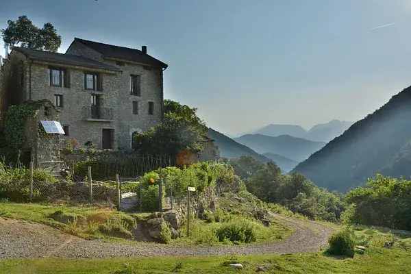 Casa Rural con 51,5 Ha en Huesca Ideal Caza Naturaleza