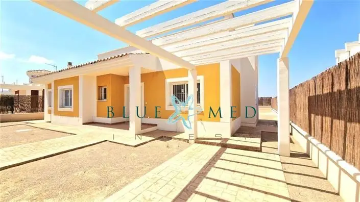 Villa 3 Dormitorios en Venta Almenara Gardens