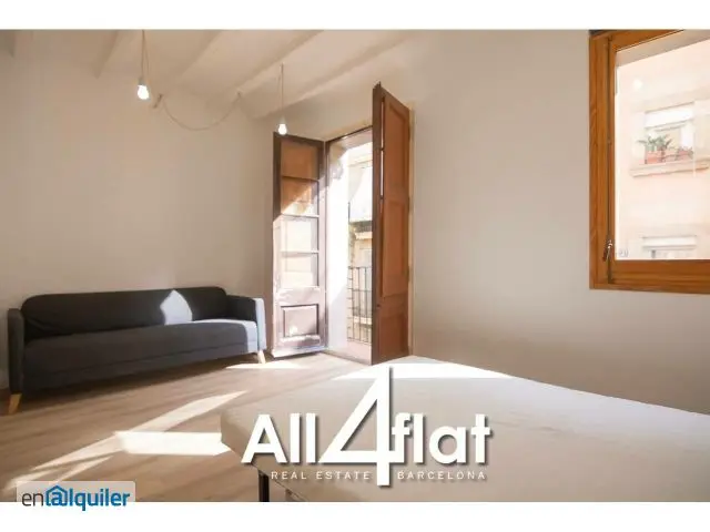 Alquiler piso amueblado Ciutat vella