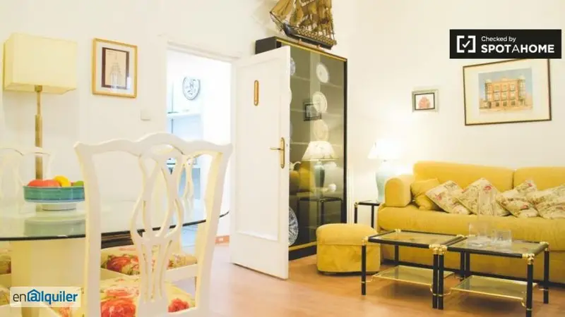 Apartamento 2 Dormitorios Plaza Espa	1a Madrid