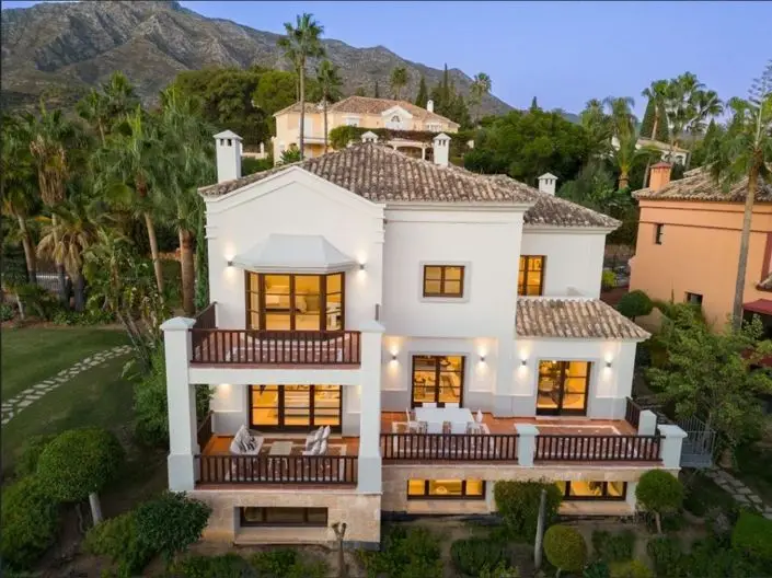 Villa de Lujo en Marbella 5 Dormitorios Milla de Oro