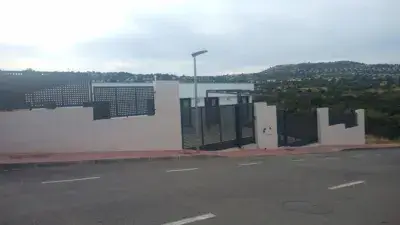 Casa pareada en venta en los Ángeles de San Rafael