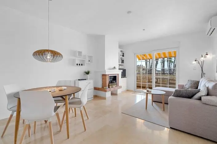 Bungalow en Venta Playa Flamenca 2 Dormitorios Terraza Privada
