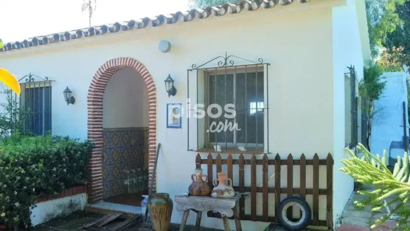 Chalet en Reinoso con terreno y piscina