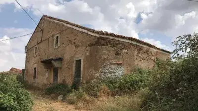 Casa en venta en Calle Clcementerio