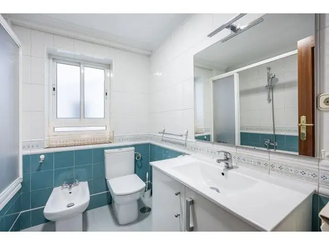 Piso Luminoso 155m2 Pajaritos 5 Habitaciones 2 Baños