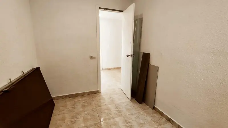 Apartamento para Reformar Alicante Colonia Requena