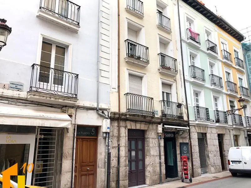 Venta Piso Centro Burgos 90m2 2 Dormitorios Terraza