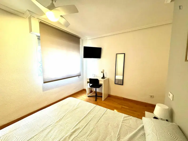 Habitaci	ón Doble en Piso Compartido La Florida Alicante