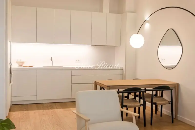 Vivienda de Lujo Reformada junto a Paseo de Gracia