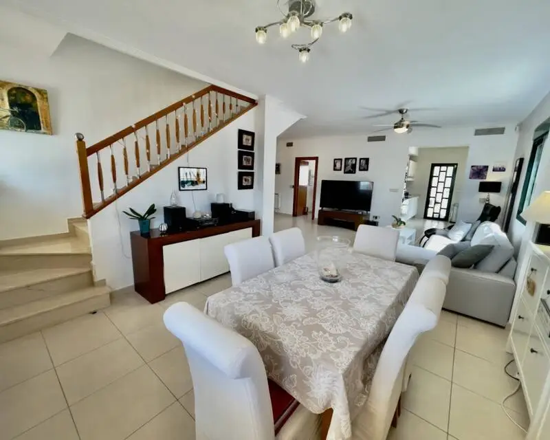 Villa en Venta Ciudad Quesada 4 Dormitorios Piscina Privada