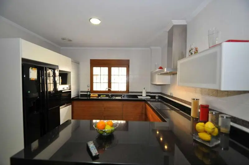 Adosado 7 habitaciones Pinoso Alicante