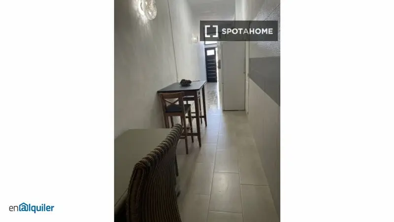 Studio for rent with elevator in San Bartolomé