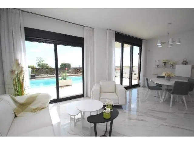 Villa en Venta San Miguel de Salinas
