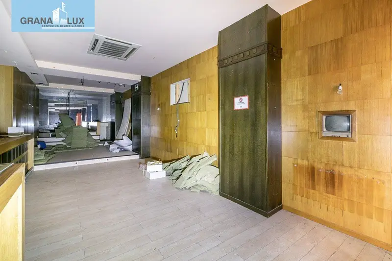 Local Comercial en Gran Vía Granada 260m2