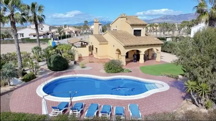 Villa 3 Dormitorios Primera Linea Golf Hacienda del Alamo