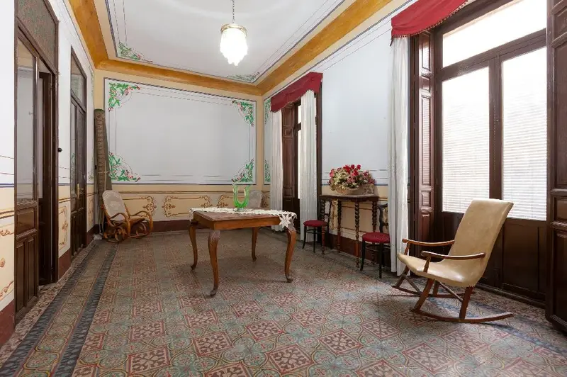 Casa Modernista en Novelda 7 Dormitorios 3 Baños Reforma