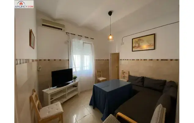 Rent 4 bedroom apartment of 85 m² in Utrera