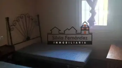 Casa Rústica con Piscina y 8000m² de Terreno
