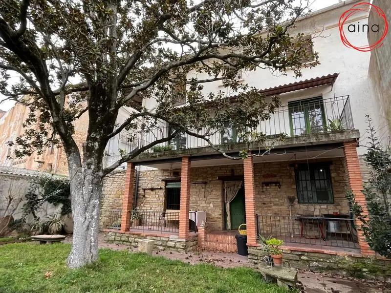 Venta Casa con Jardin en Lodosa