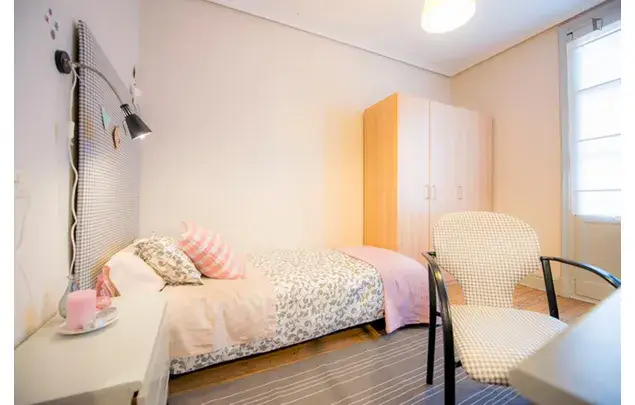 Alquiler Apartamento 5 Dormitorios Bilbao Casco Viejo
