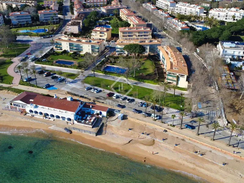 Apartamento de Lujo en Primera Línea de Playa S'Agaro