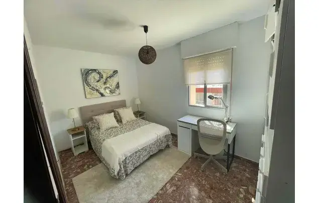 Rent a room of 130 m² in Málaga