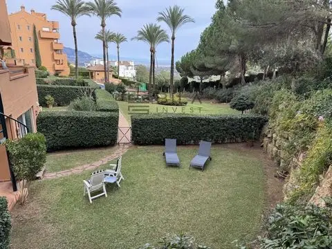 Apartamento de Lujo con Estudio en El Vicario Marbella
