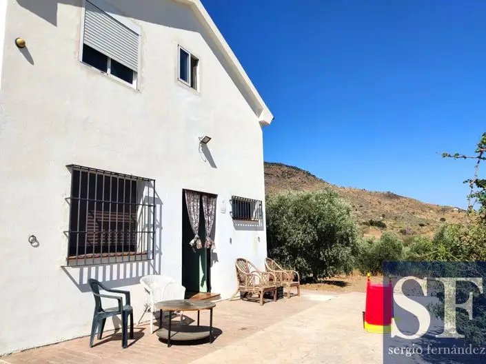Villa Rustica 2 Dormitorios Andalucia Establo 25000m2