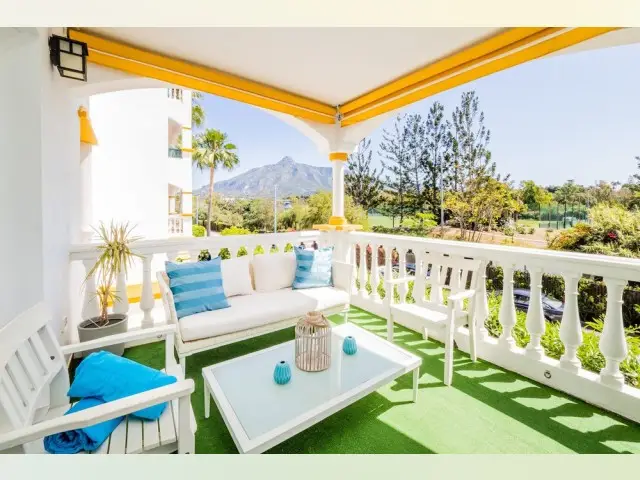 Apartamento 2 Dormitorios Marbella Nueva Andalucia Cerca Puerto Banus