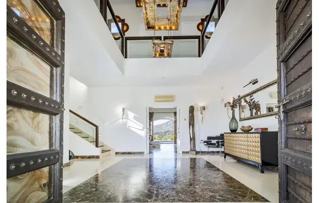 Villa de Lujo en Benahavís 4 Dormitorios 420m2