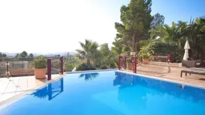 Chalet en alquiler en Carrer del Plataner