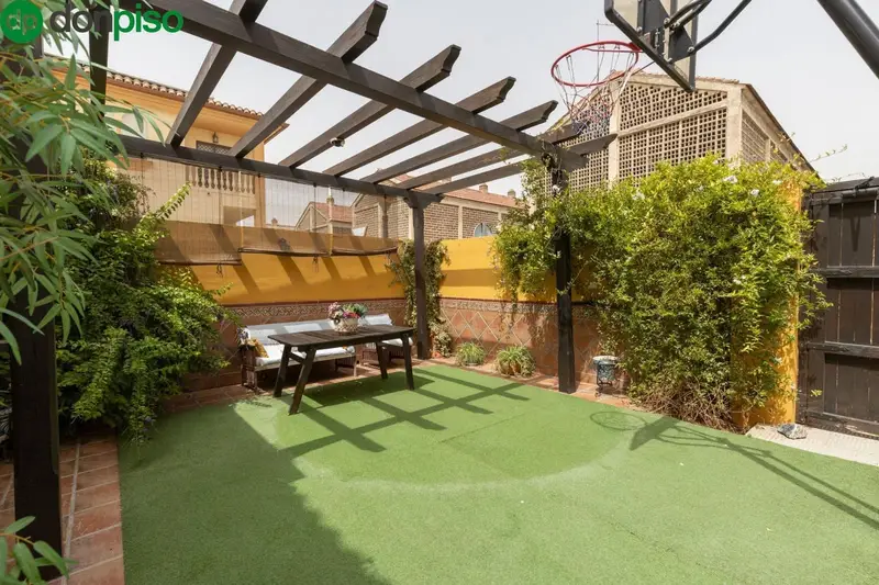 Chalet en venta en Albolote, Granada