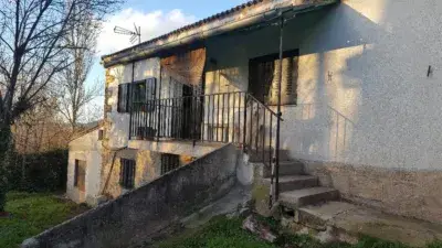 Chalet pareado en venta en Calle de Peñarroya, 3