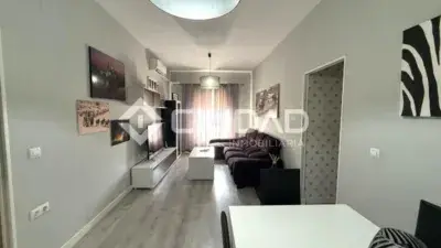 Piso en Venta V Centenario: 4 Habitaciones, 2 Baños, Garaje y Trastero