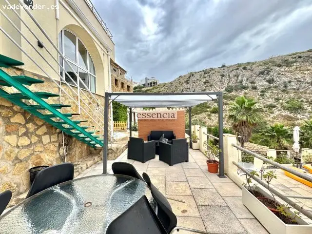 Chalet Montepino con Piscina y Apartamento Alquiler