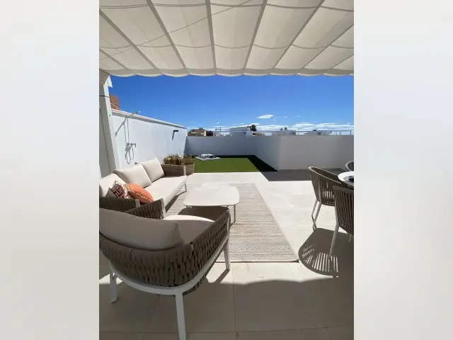Apartamento en Venta Pilar de la Horadada Cerca de la Playa