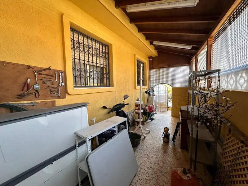 Casa en Benidorm con Piscina y Terraza - 98m2 - 3 Dormitorios