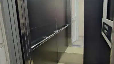 Alquiler Piso Plaza Espa

a 3 Dormitorios 2 Ba

os Amueblado