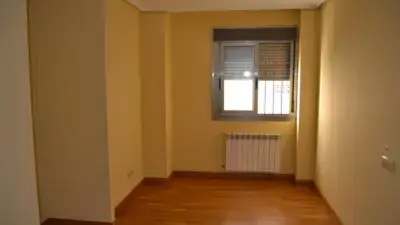 Piso en Venta Ronda Salvador 140m2 5 Dormitorios 2 Baños