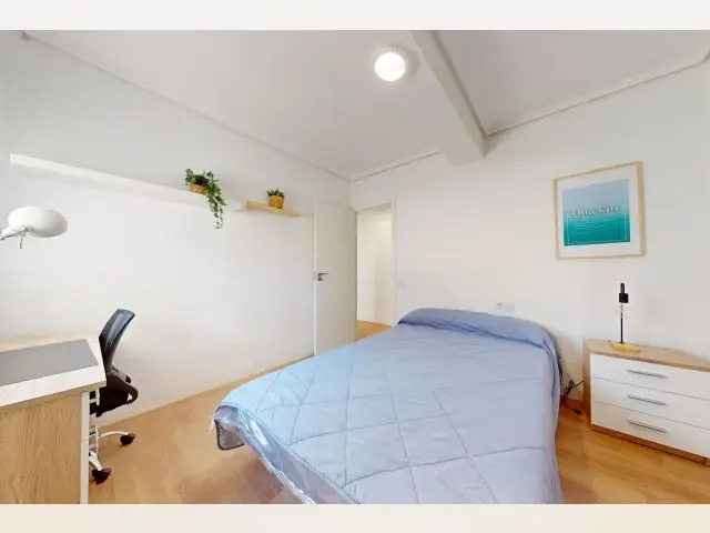 Habitaci
ón en Alquiler Castellón - Amueblada con Wifi