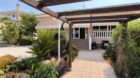 Villa en Venta Ciudad Quesada 3 Dormitorios Piscina Privada
