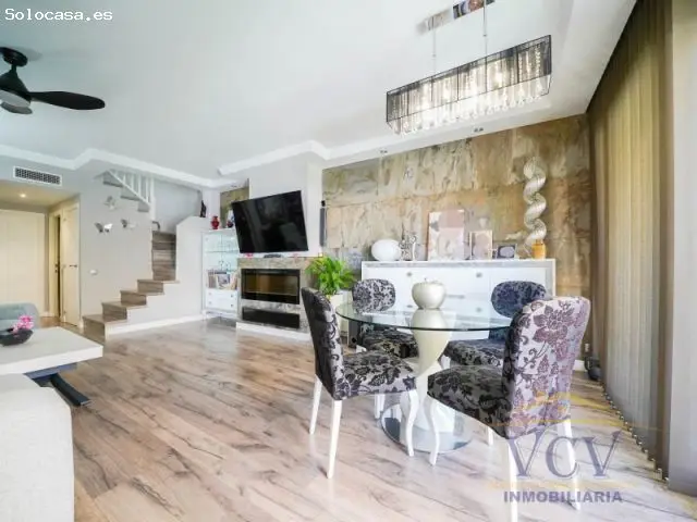 Chalet Adosado Reformado con Terrazas Privadas y Zonas Comunes