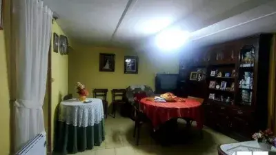Chalet en venta en Luceni 160m2 con corral