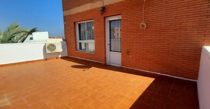 Villa en Torrevieja 5 Dormitorios 3 Banos 230m2