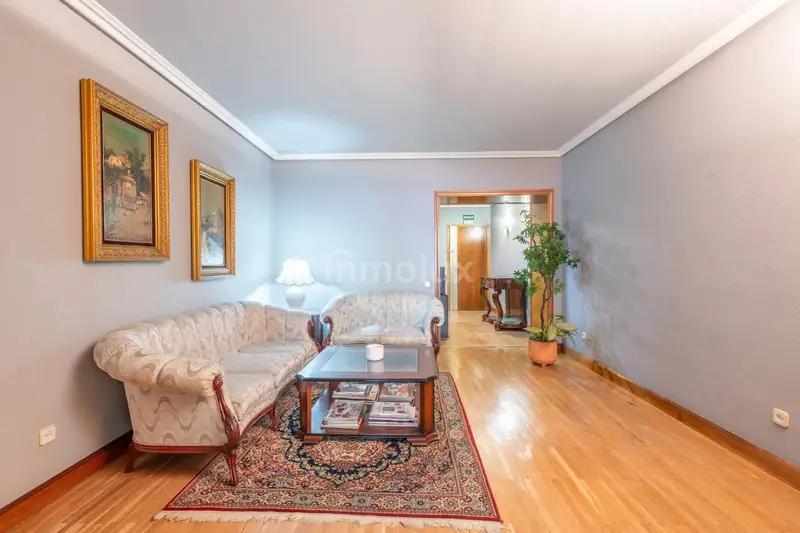 Piso señorial en Paseo Castellana Madrid 200m2 4 dormitorios