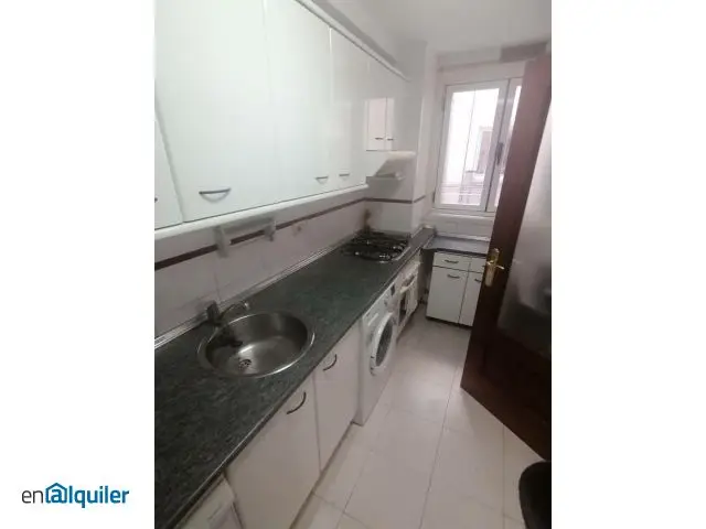 Alquiler piso ascensor y trastero Oeste
